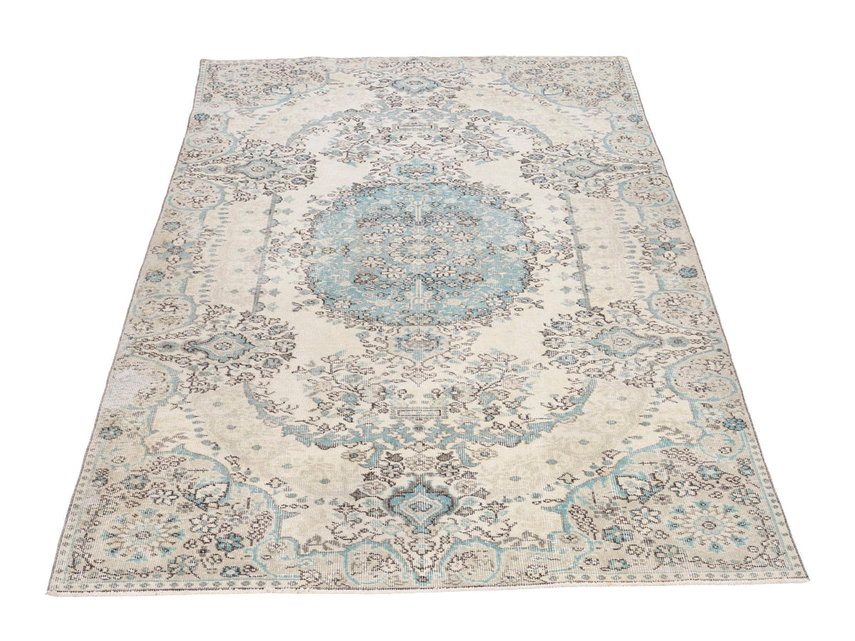 8786, Turkish Isparta Area Rug