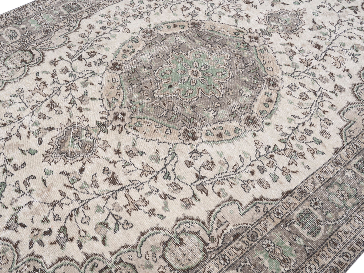 8782, Turkish Isparta Area Rug