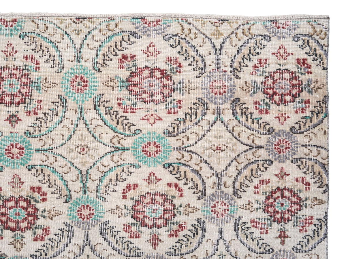 8736, Turkish Isparta Area Rug