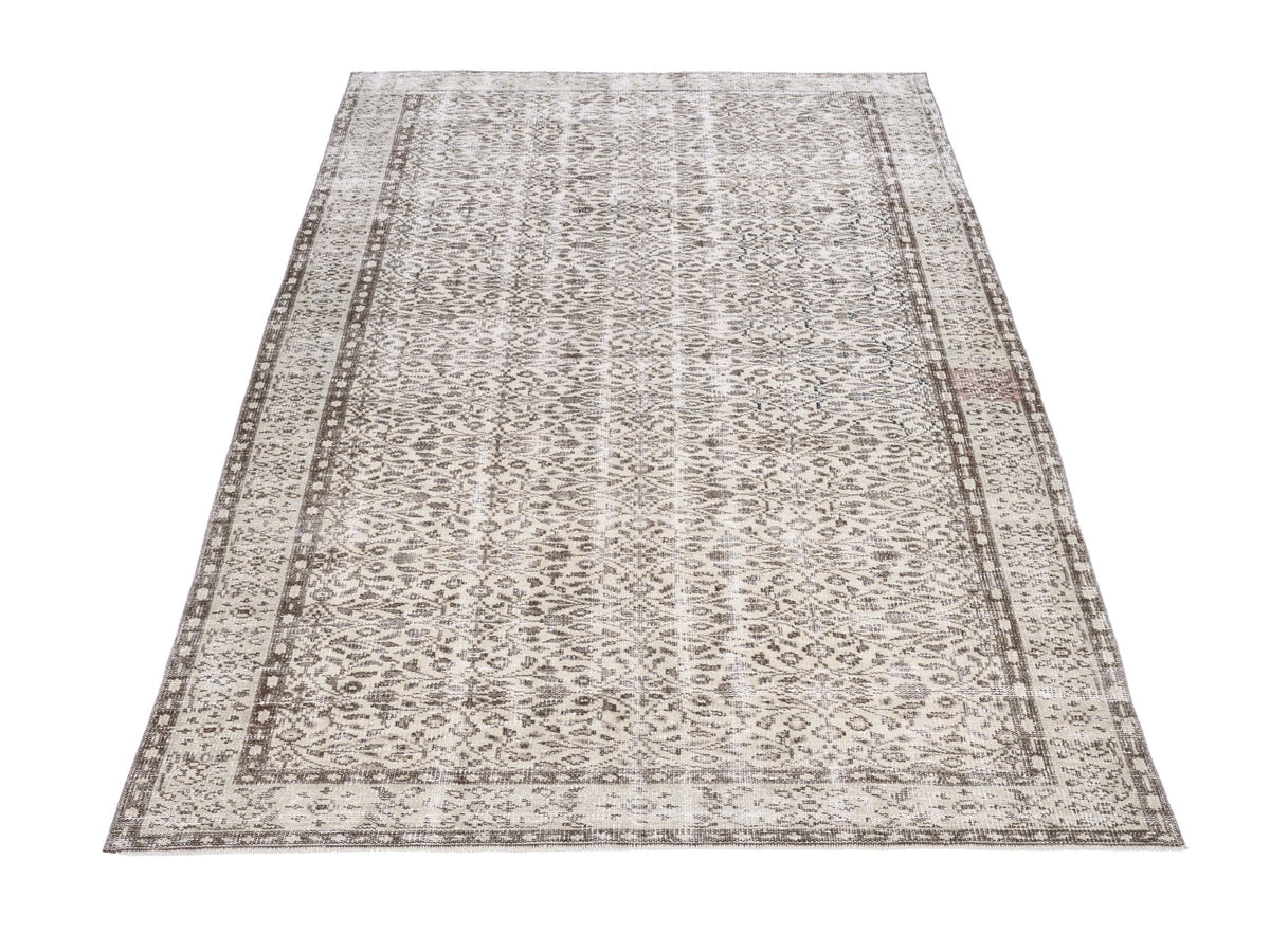 8728, Turkish Manisa Area Rug