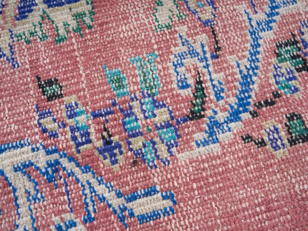 8693, Turkish Manisa Area Rug
