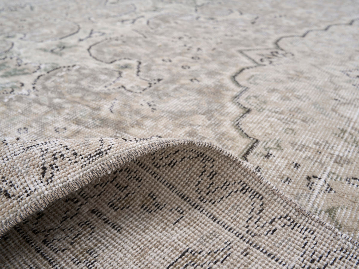 8692, Turkish Isparta Area Rug