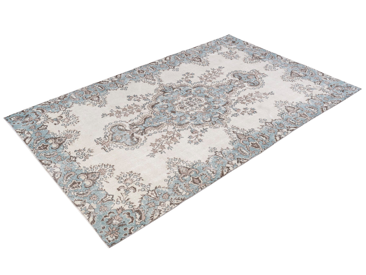 8667, Turkish Isparta Area Rug