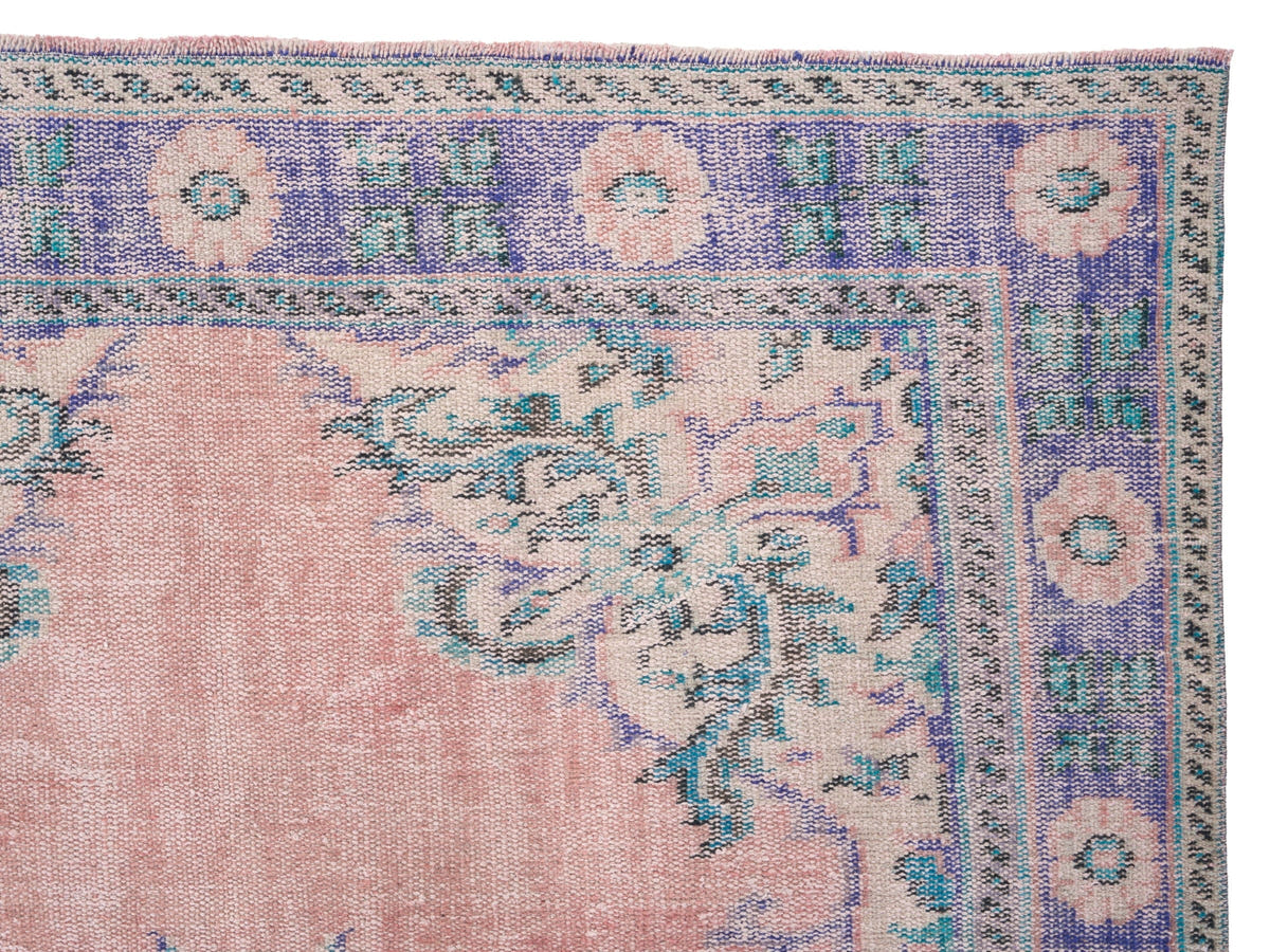 8650, Turkish Manisa Area Rug