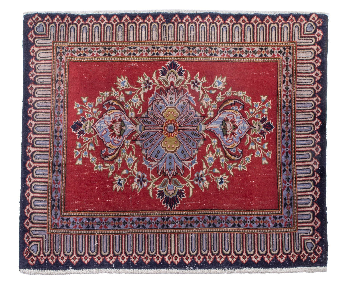 4820, Persian Kashan Mini Rug