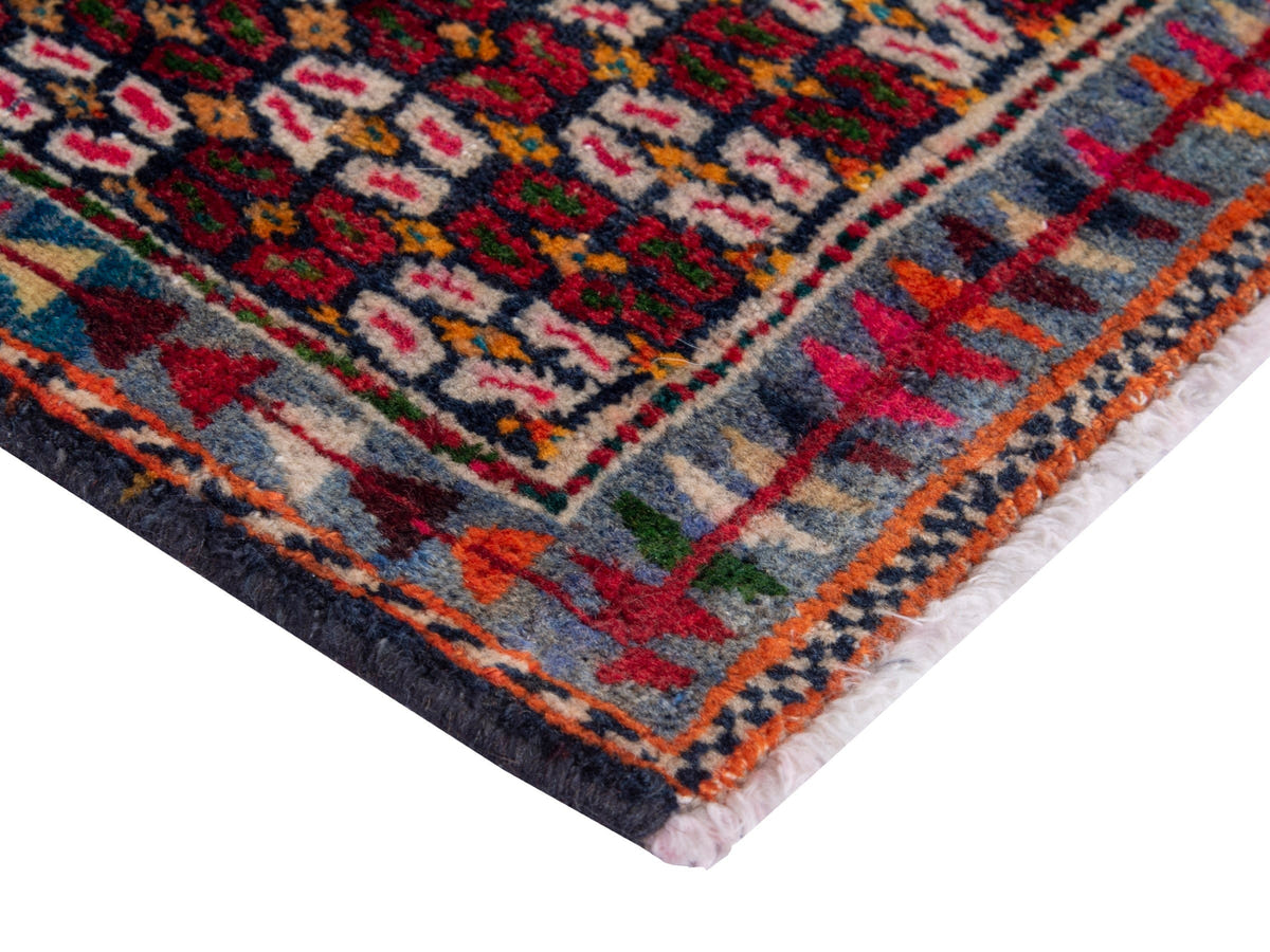 4876, Persian Shiraz Mini Rug