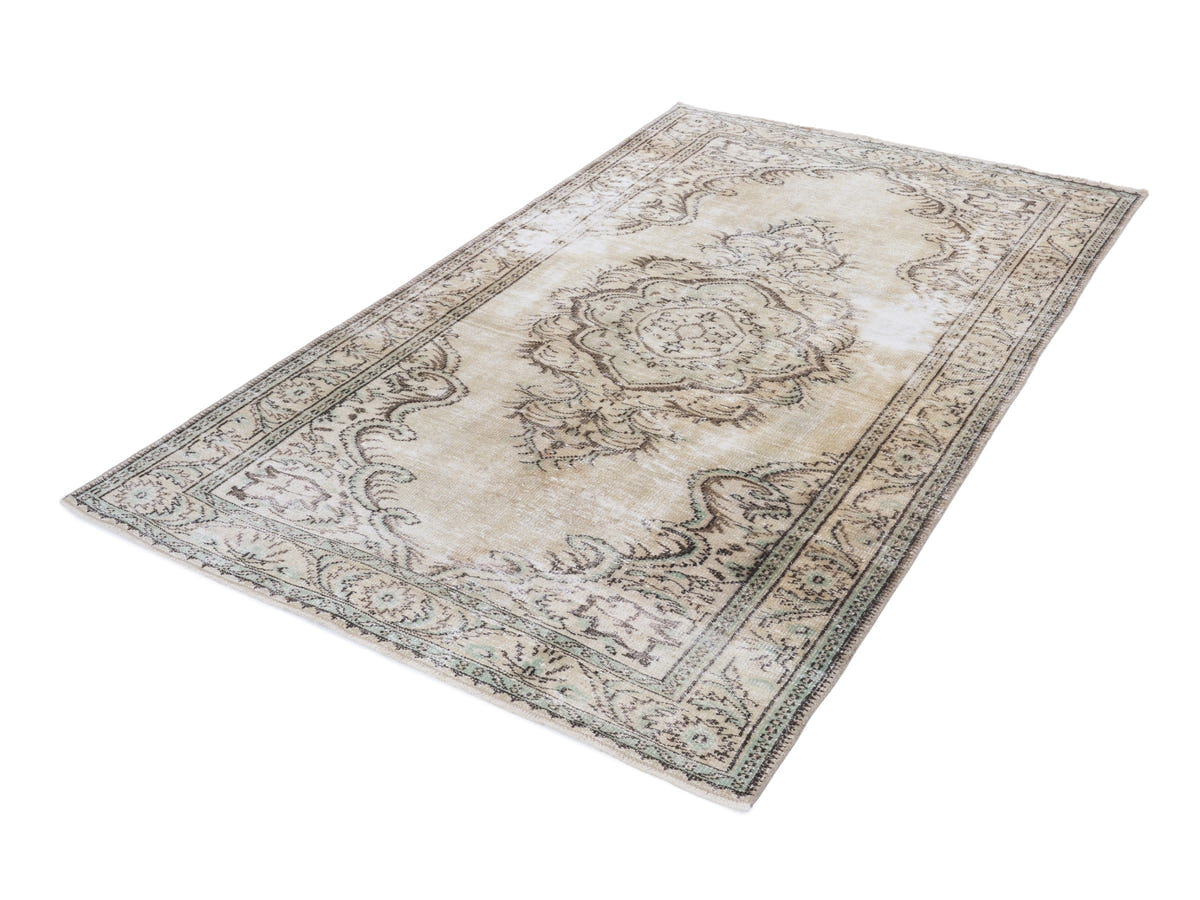 8162, Turkish Manisa Area Rug