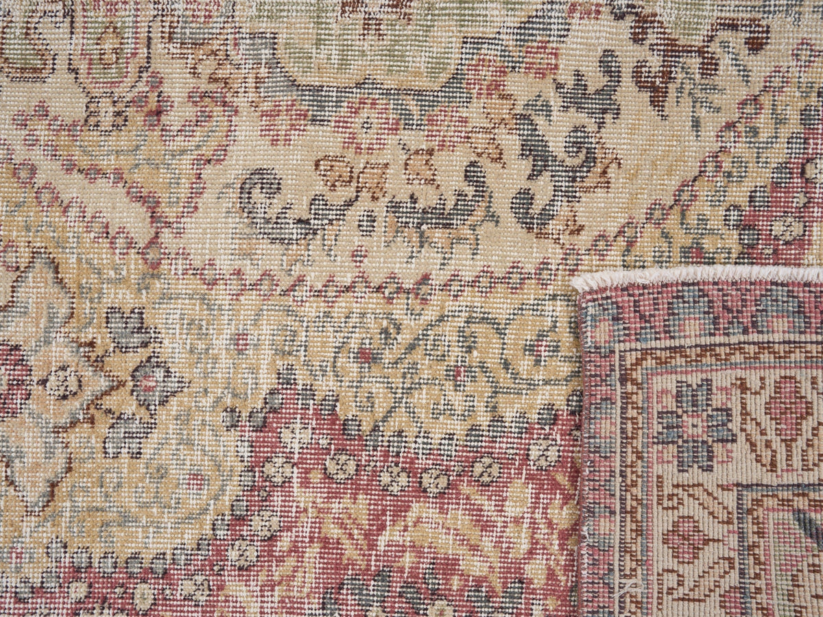 8250, Turkish Isparta Area Rug