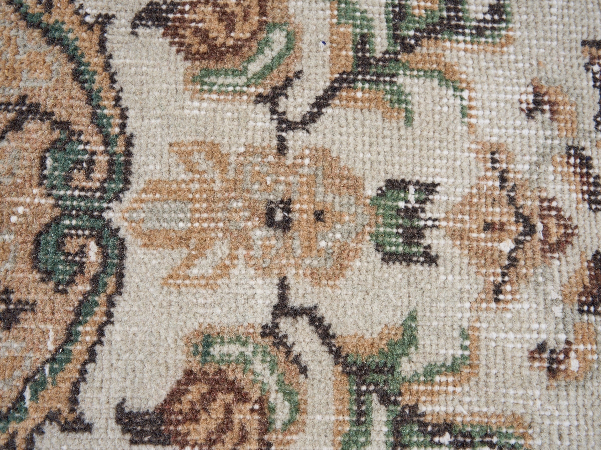 Turkish Isparta area rug in cream and terracotta, view 7 of 10