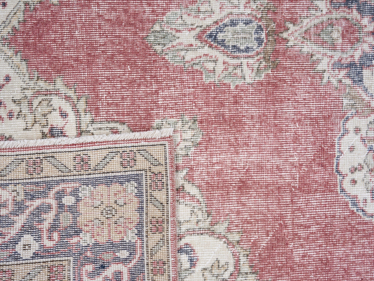 8130, Turkish Isparta Area Rug