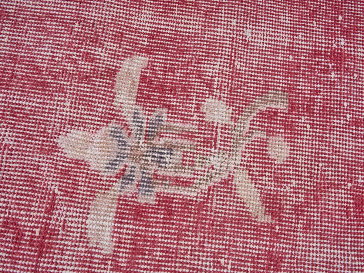 8228, Turkish Isparta Area Rug