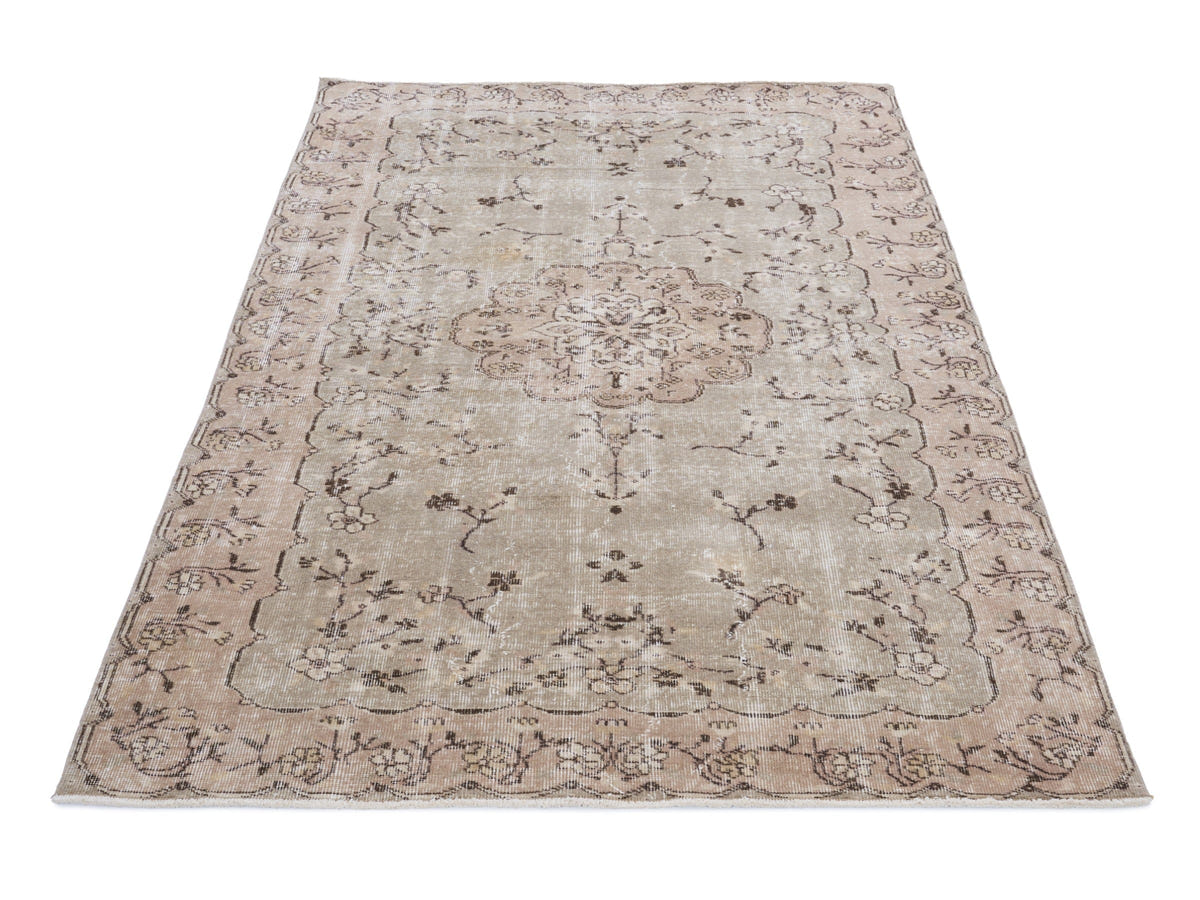 8084, Turkish Isparta Area Rug