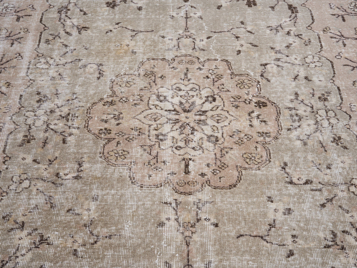 8084, Turkish Isparta Area Rug