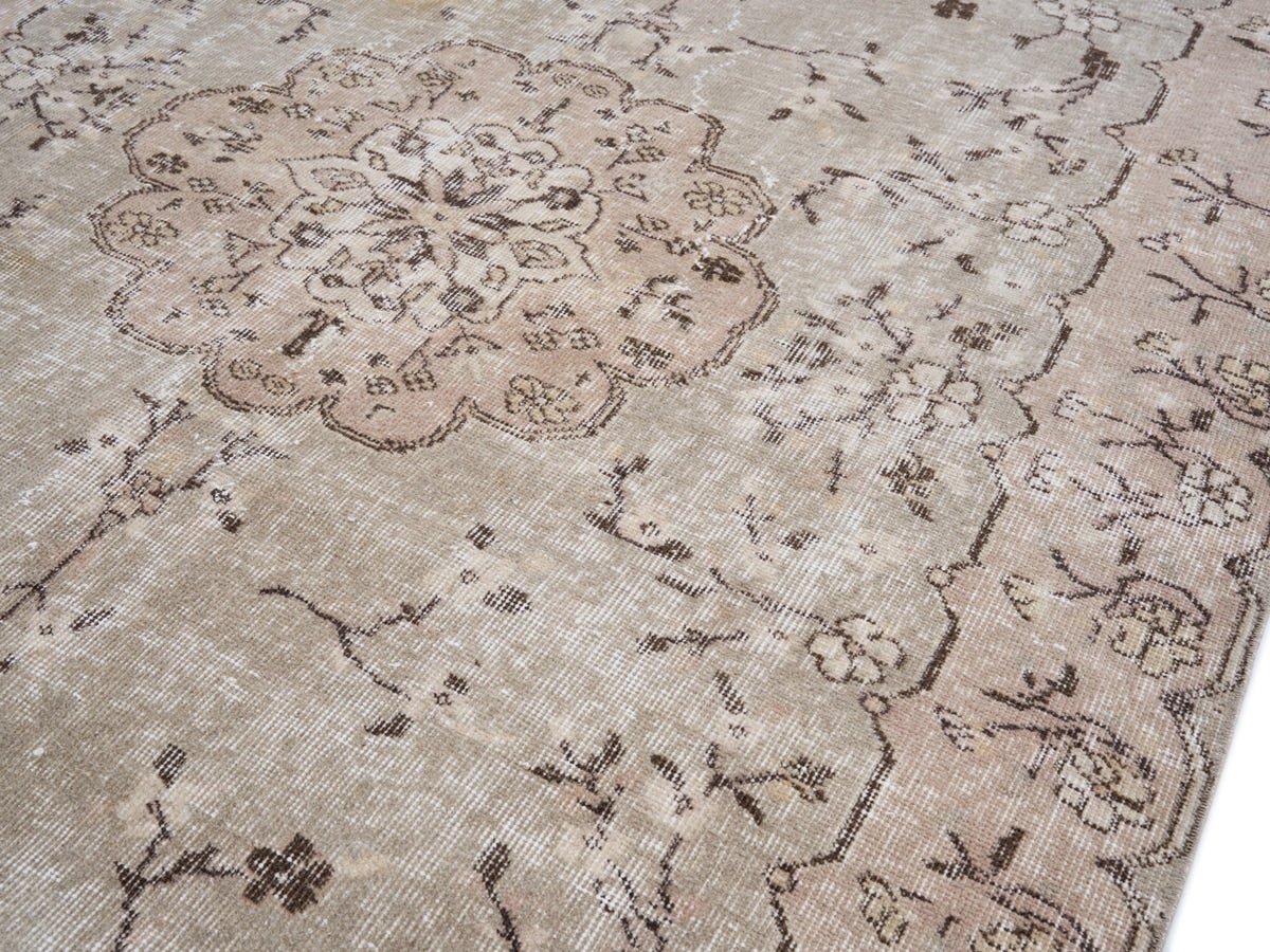 8084, Turkish Isparta Area Rug
