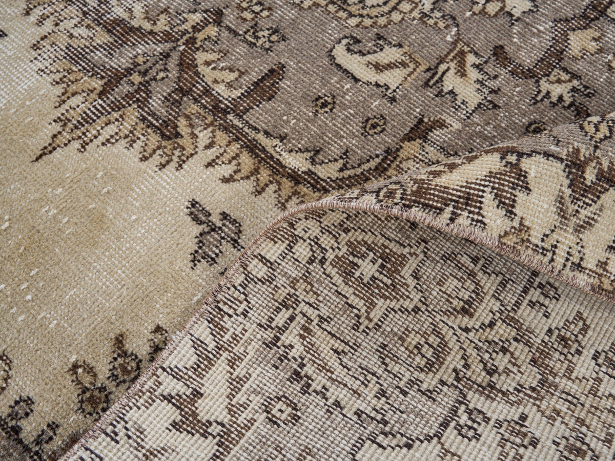 8224, Turkish Isparta Area Rug