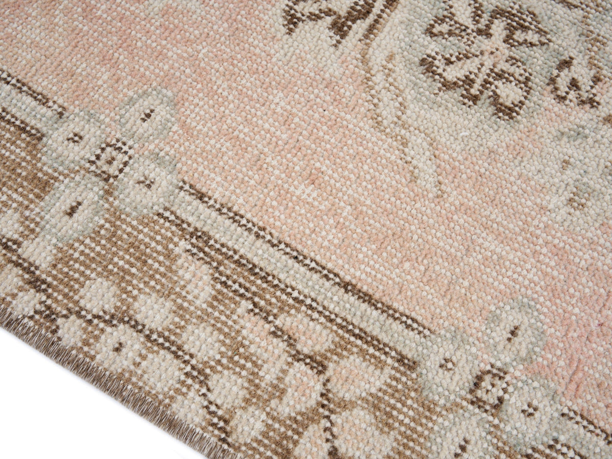 8133, Turkish Isparta Area Rug