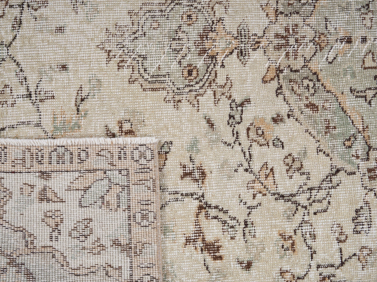 8048, Turkish Isparta Area Rug