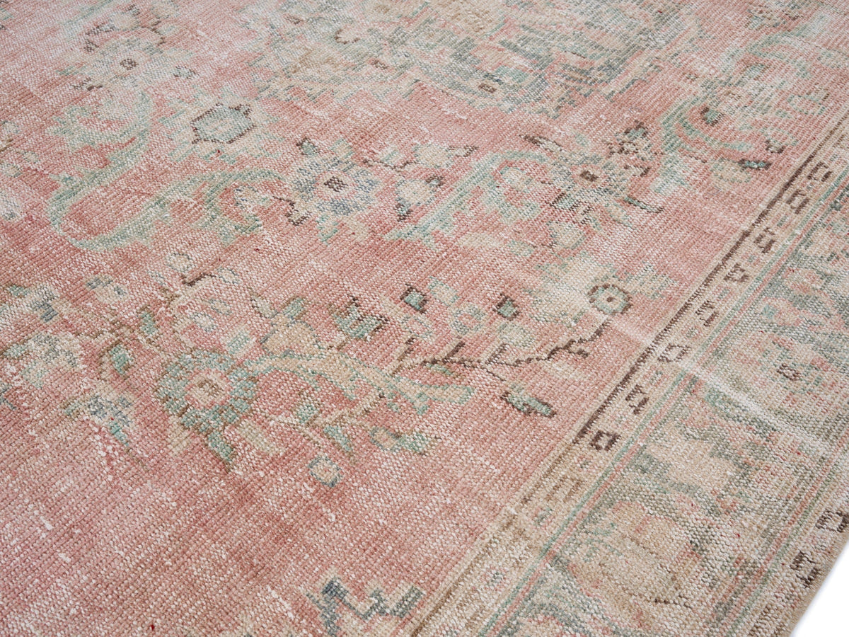 8219, Turkish Manisa Area Rug