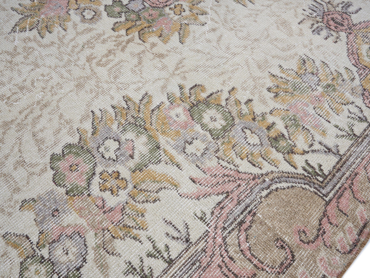 8311, Turkish Isparta Area Rug