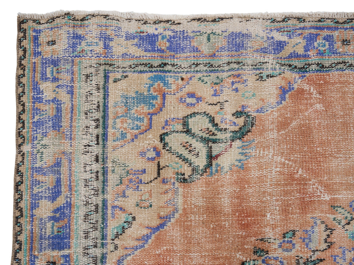 8081, Turkish Manisa Area Rug