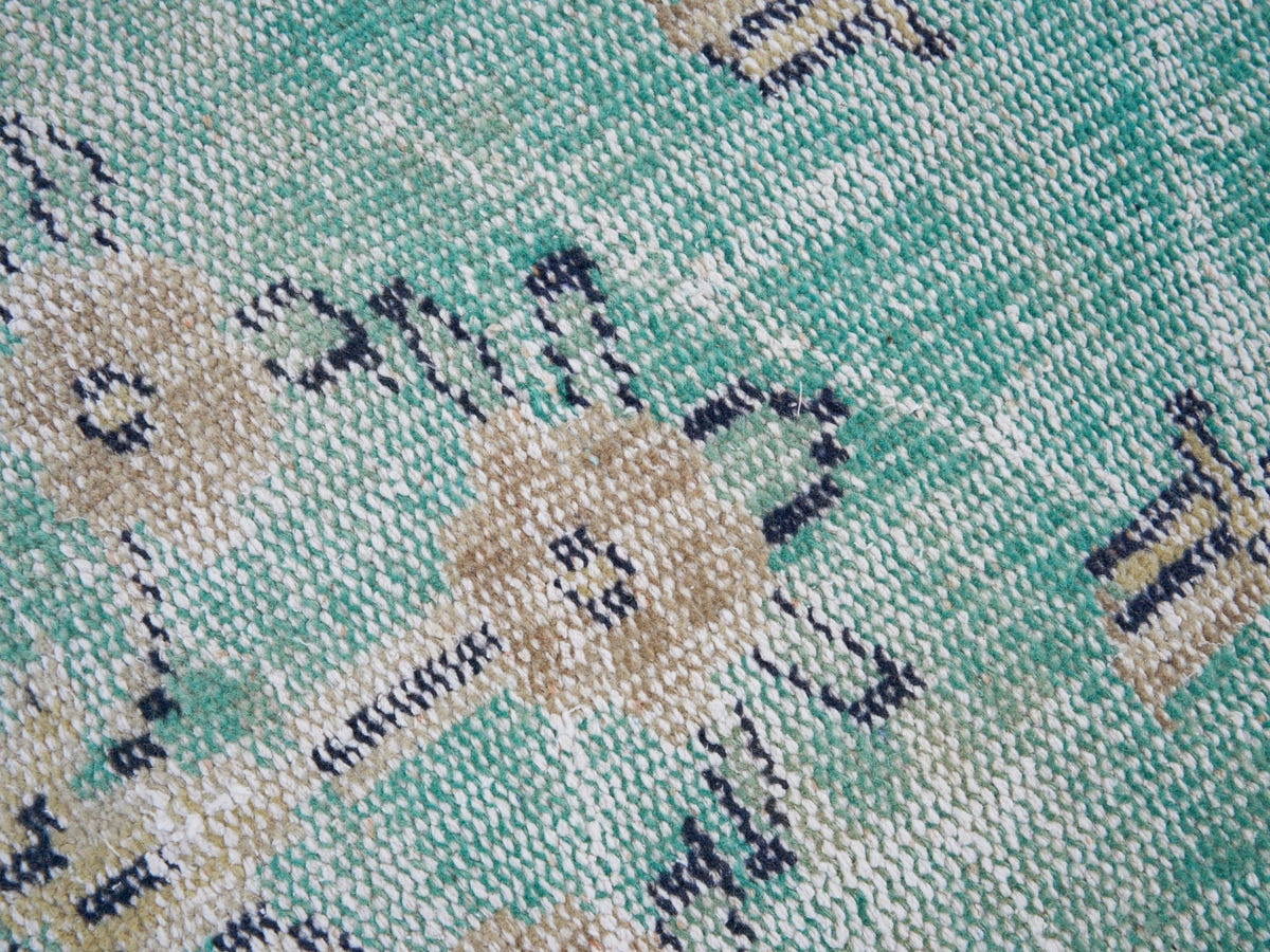 8029, Turkish Manisa Area Rug