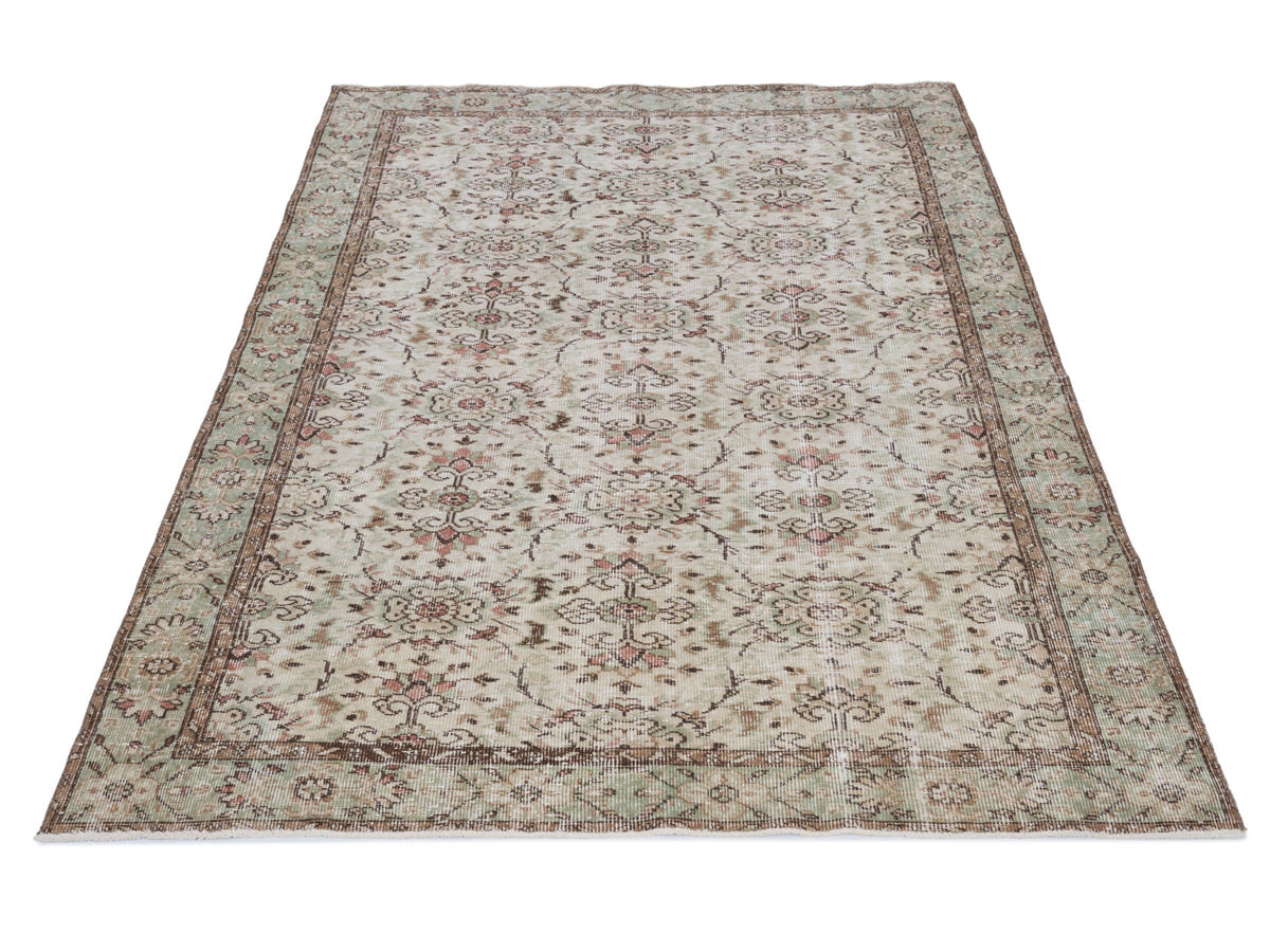 8092, Turkish Isparta Area Rug