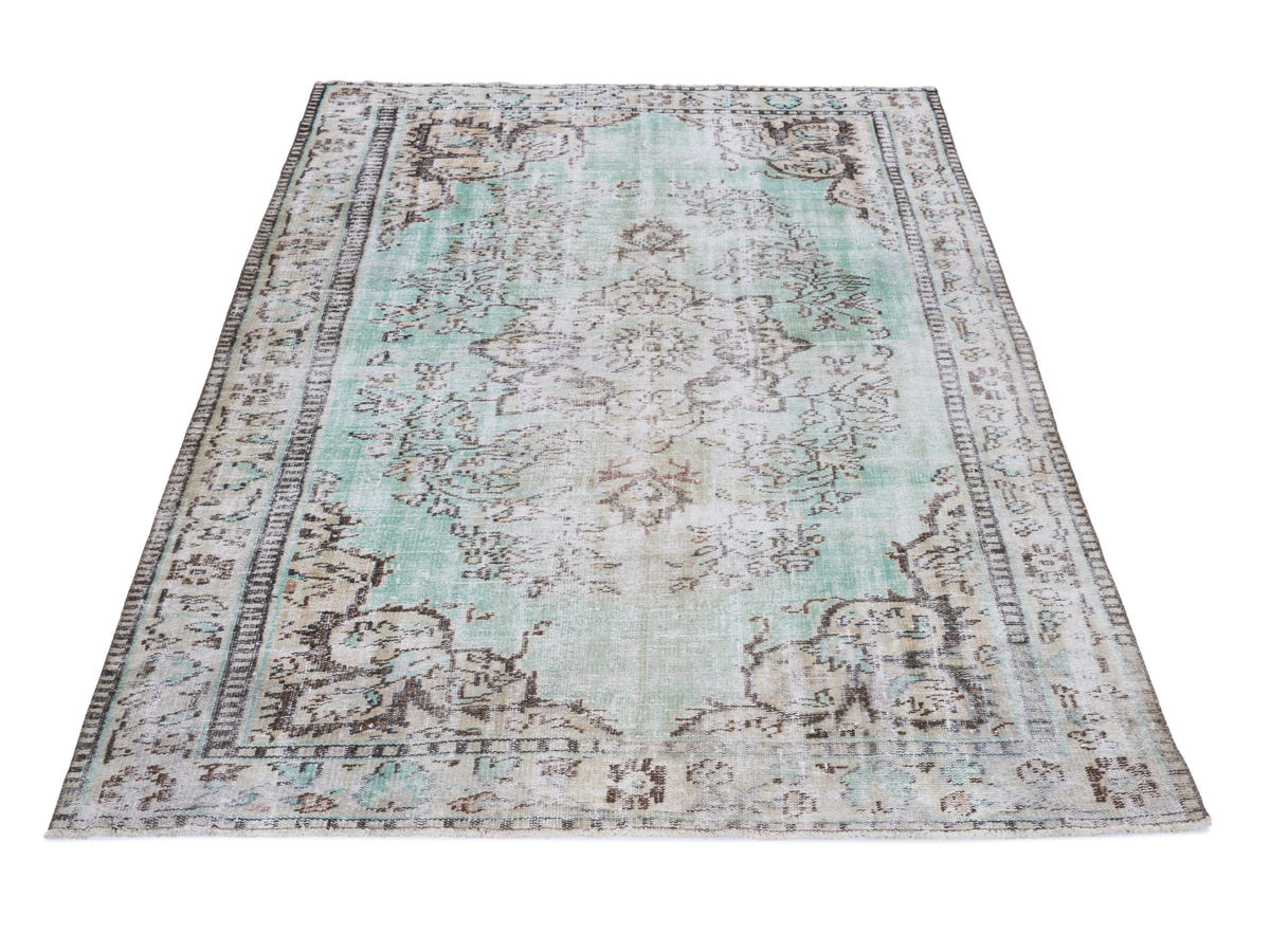 8152, Turkish Manisa Area Rug
