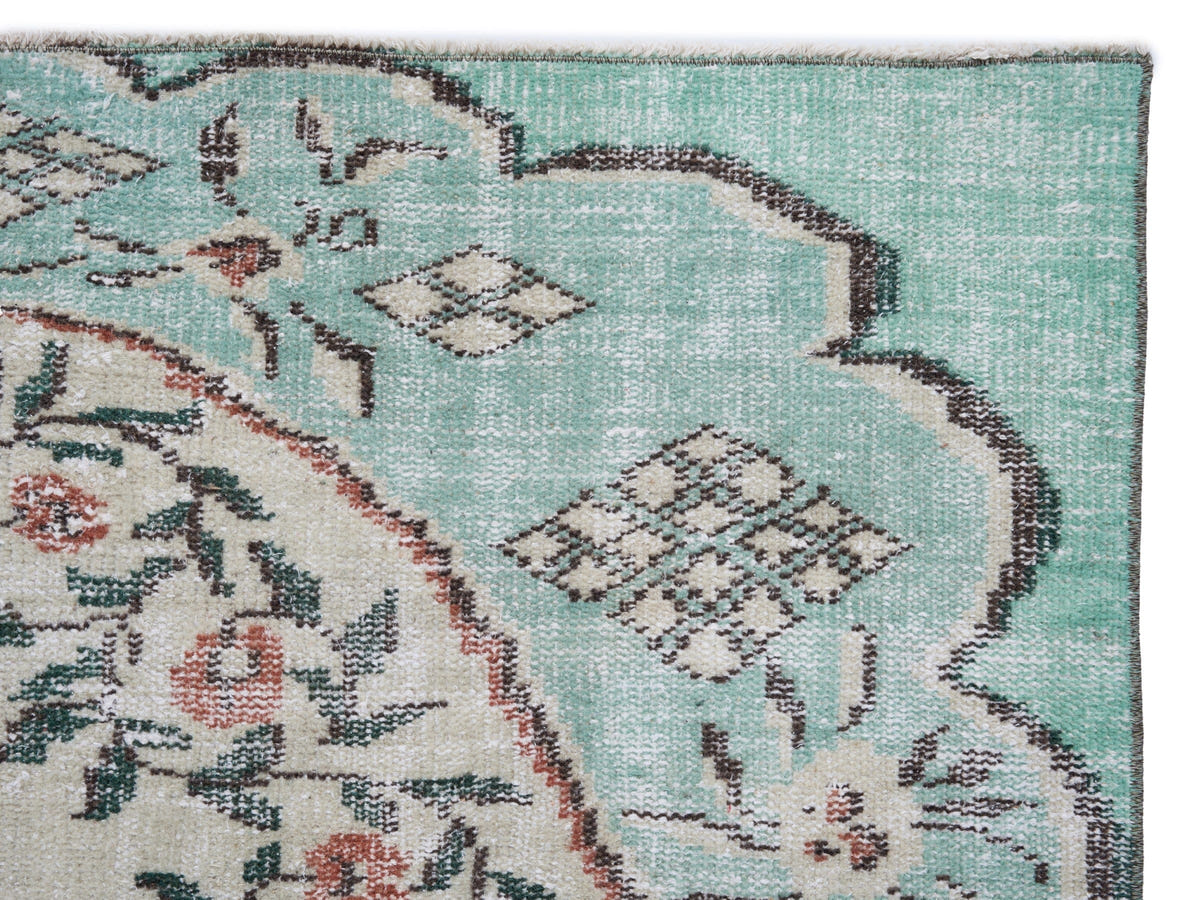 8061, Turkish Manisa Area Rug