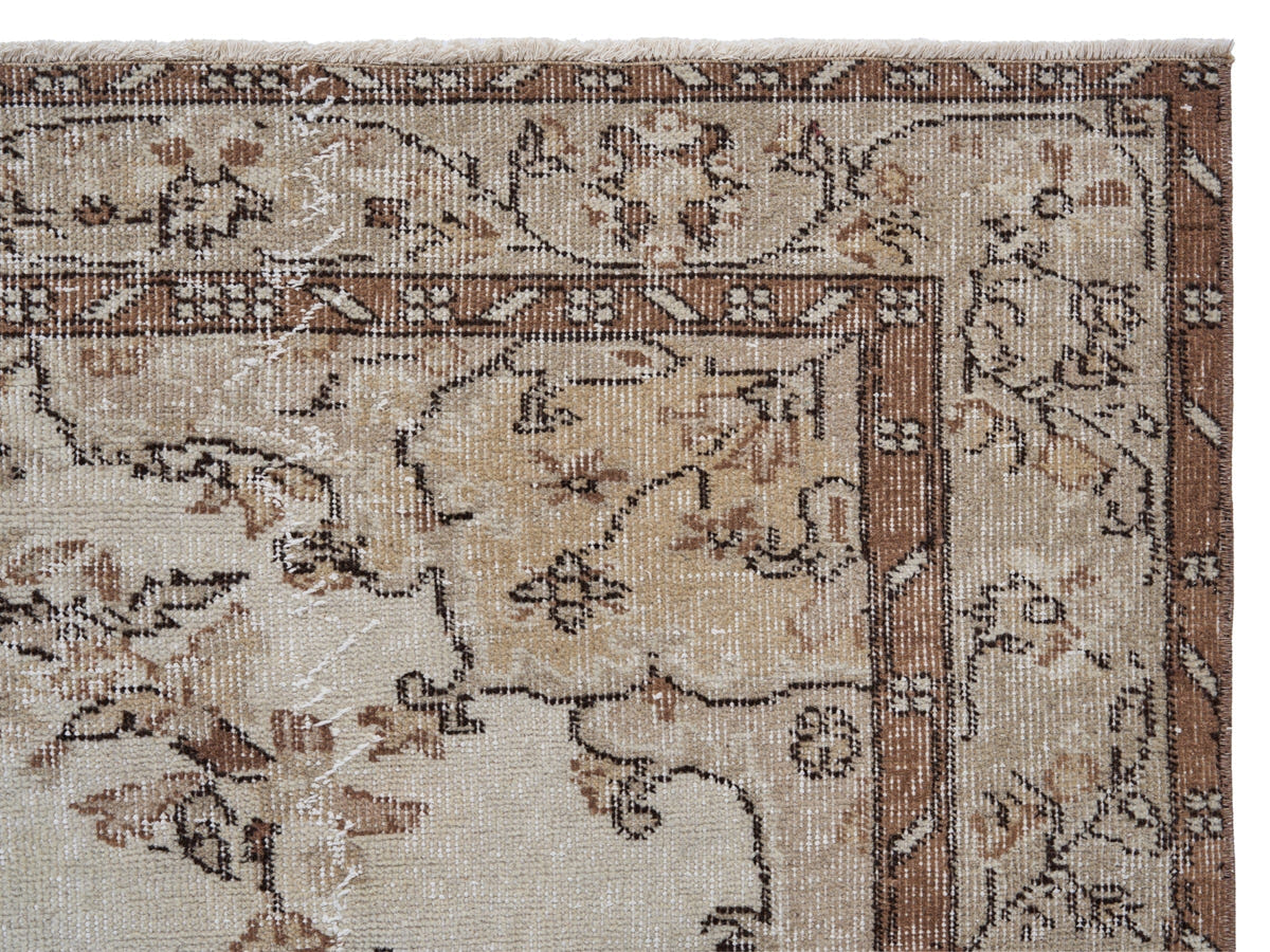 8022, Turkish Isparta Area Rug