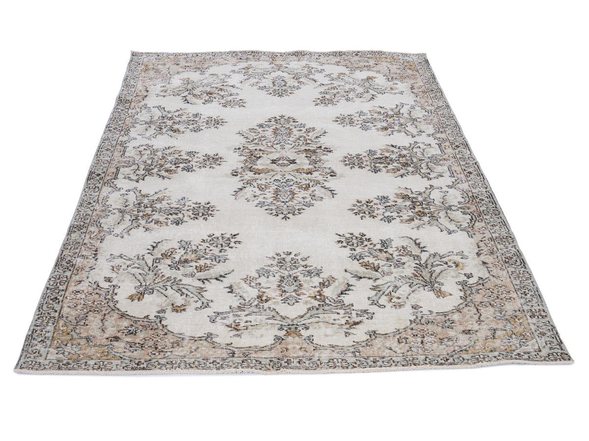 8091, Turkish Isparta Area Rug