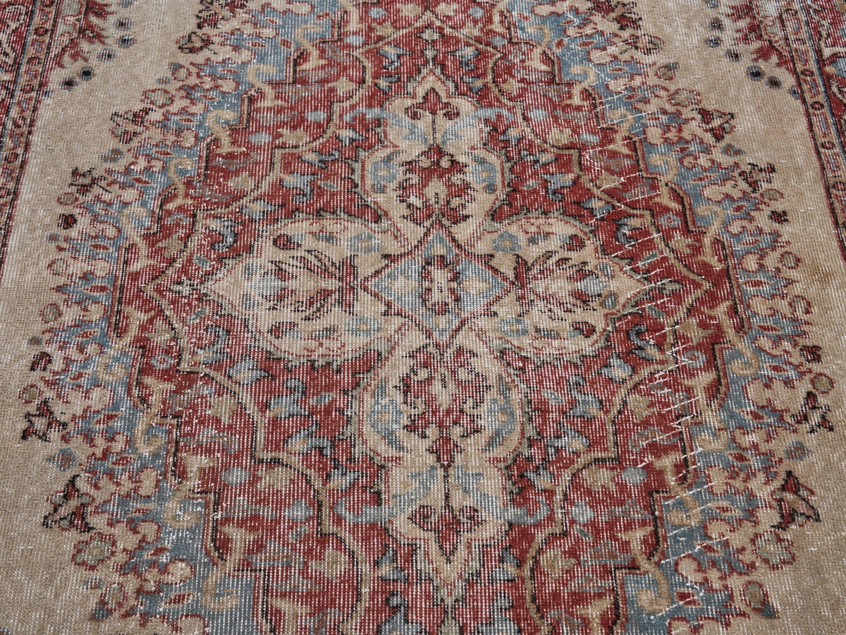 8242, Turkish Isparta Area Rug