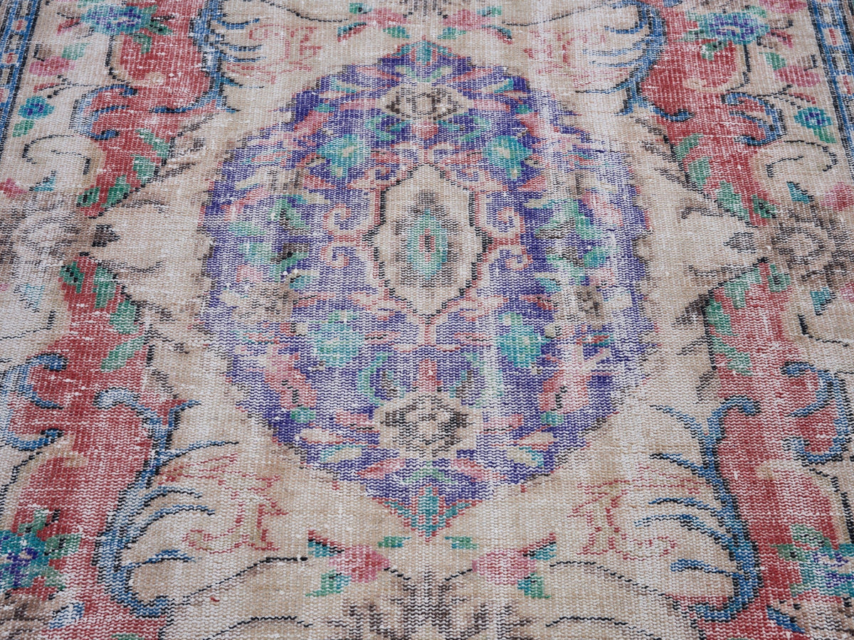 8235, Turkish Manisa Area Rug