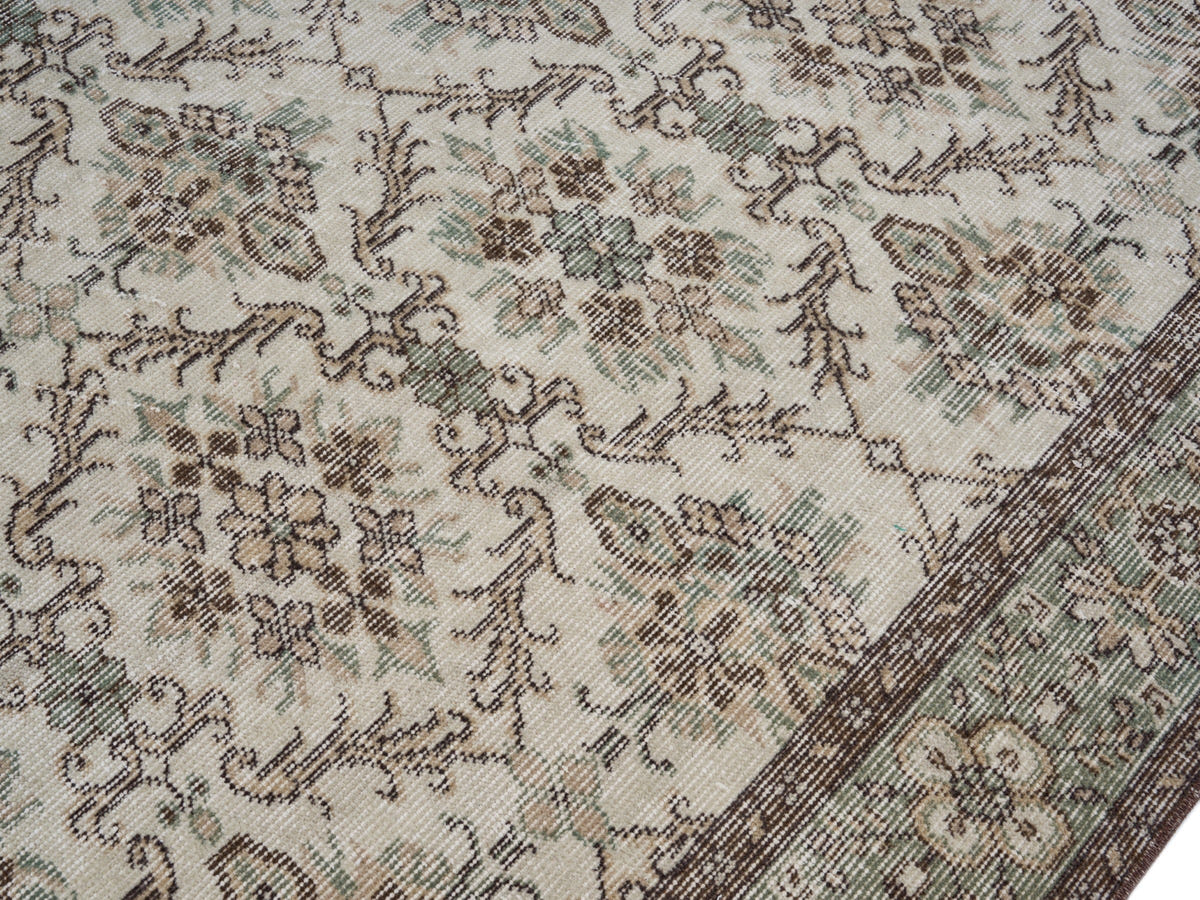 8075, Turkish Isparta Area Rug