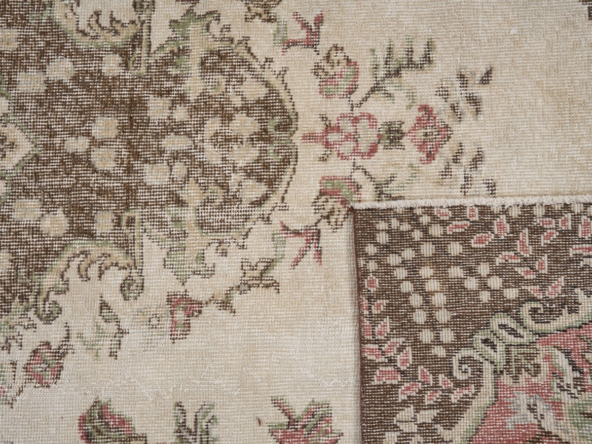 8077, Turkish Isparta Area Rug