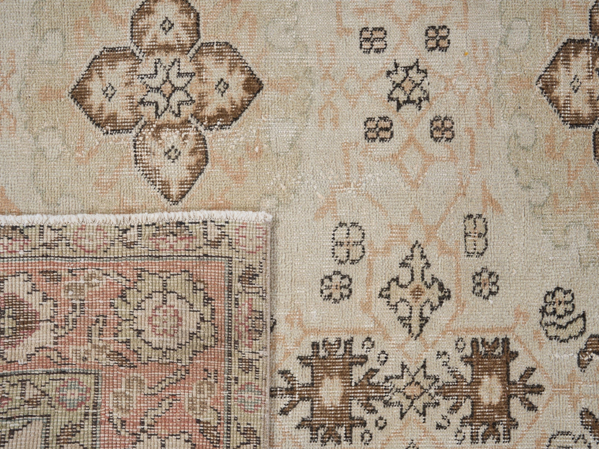 8024, Turkish Isparta Area Rug