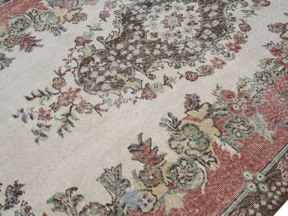 8063, Turkish Isparta Area Rug