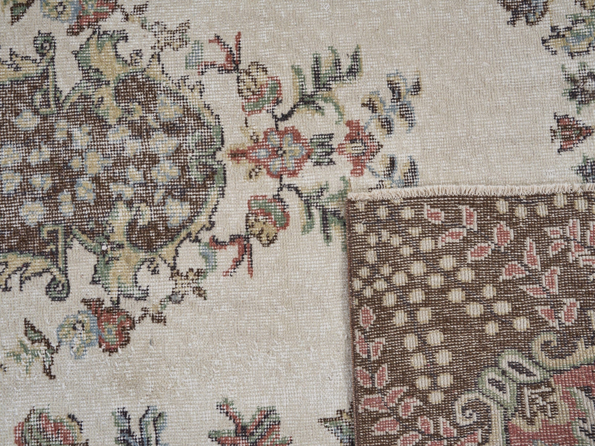 8063, Turkish Isparta Area Rug