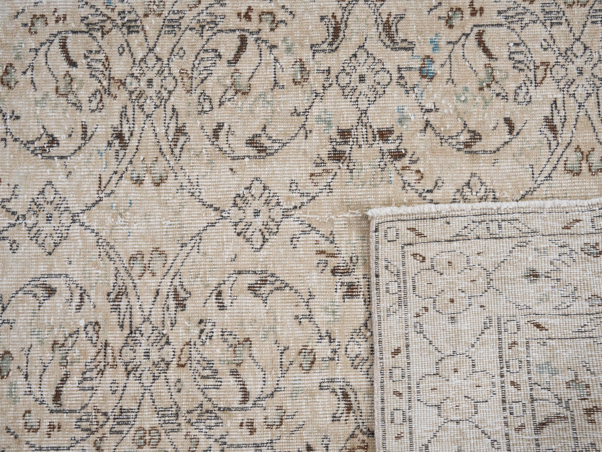 8142, Turkish Isparta Area Rug