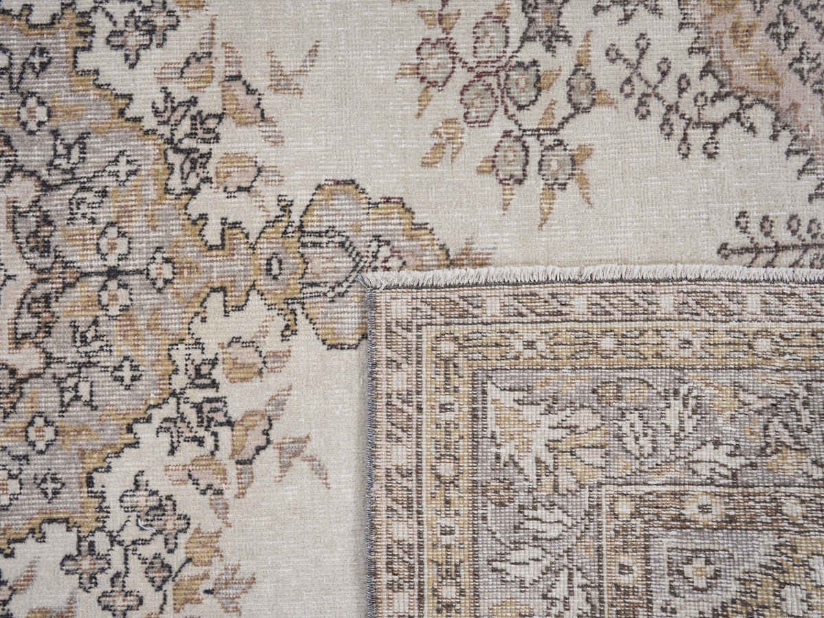 8296, Turkish Isparta Area Rug