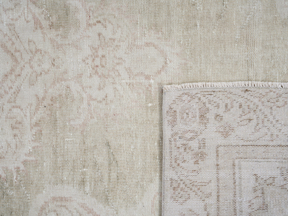 8287, Turkish Manisa Area Rug