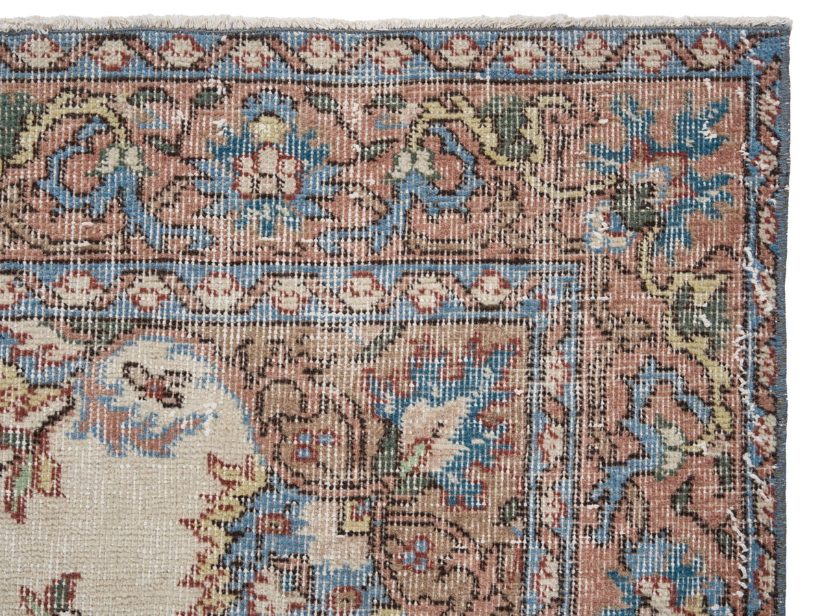 8256, Turkish Isparta Area Rug
