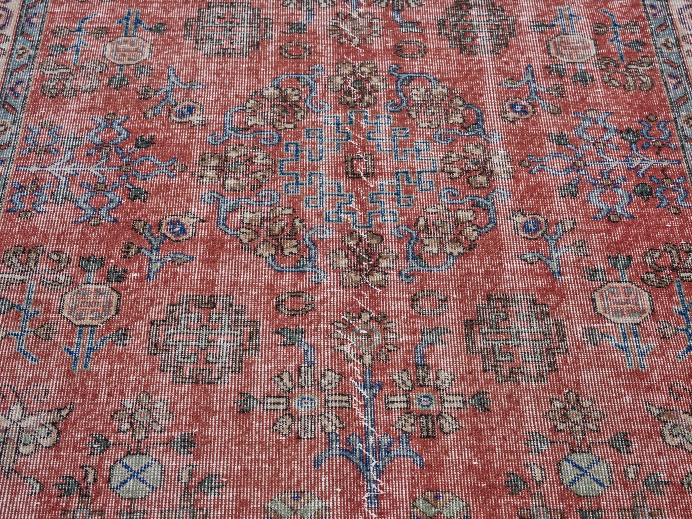 Turkish Isparta area rug in rust and cream, view 4 of 10