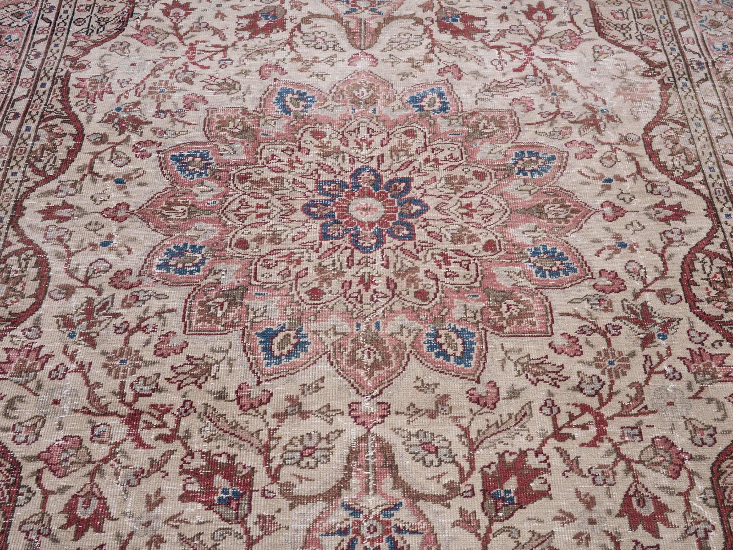 Turkish Isparta area rug in cream and burgundy, view 4 of 10