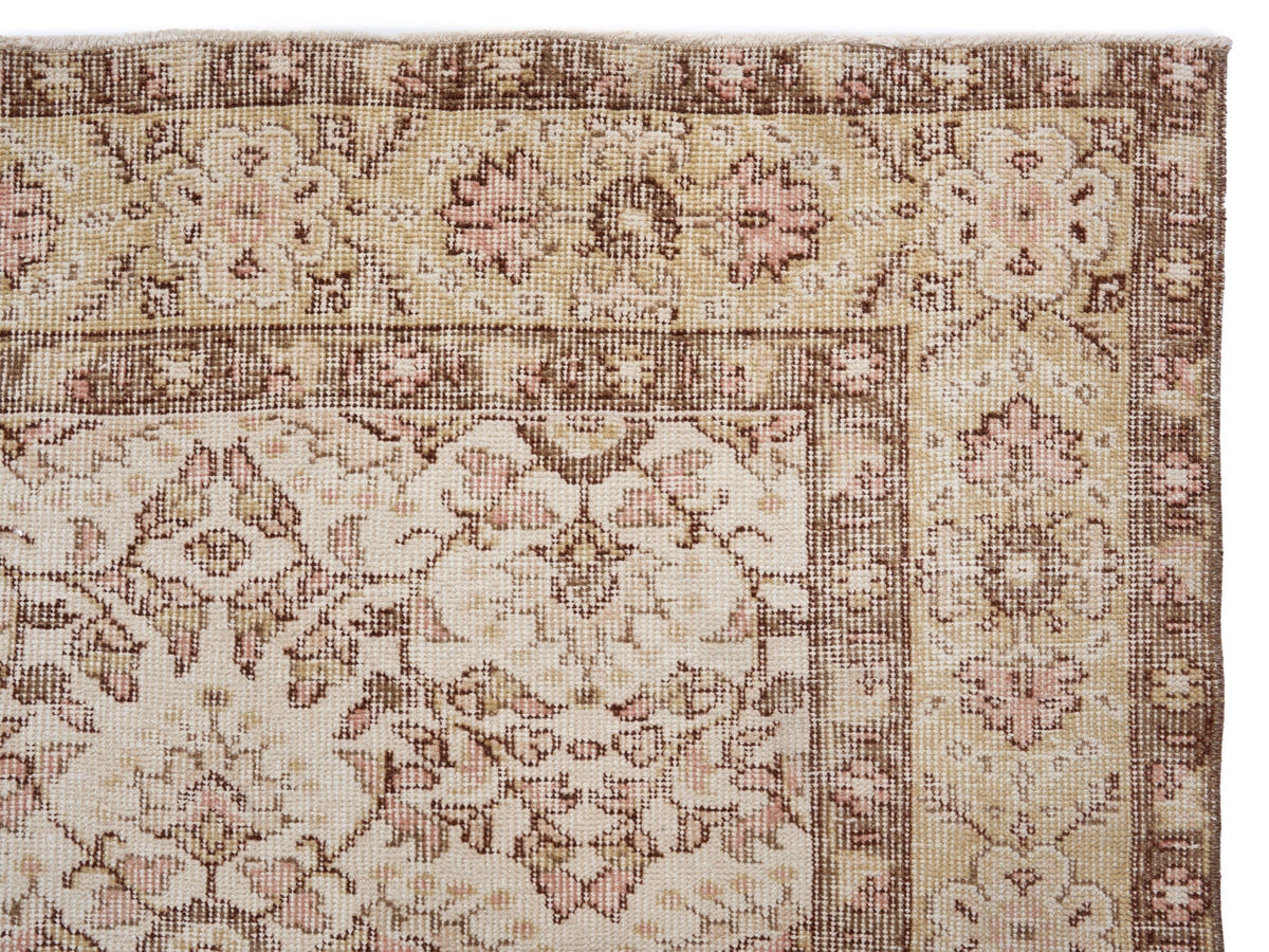 8138, Turkish Isparta Area Rug