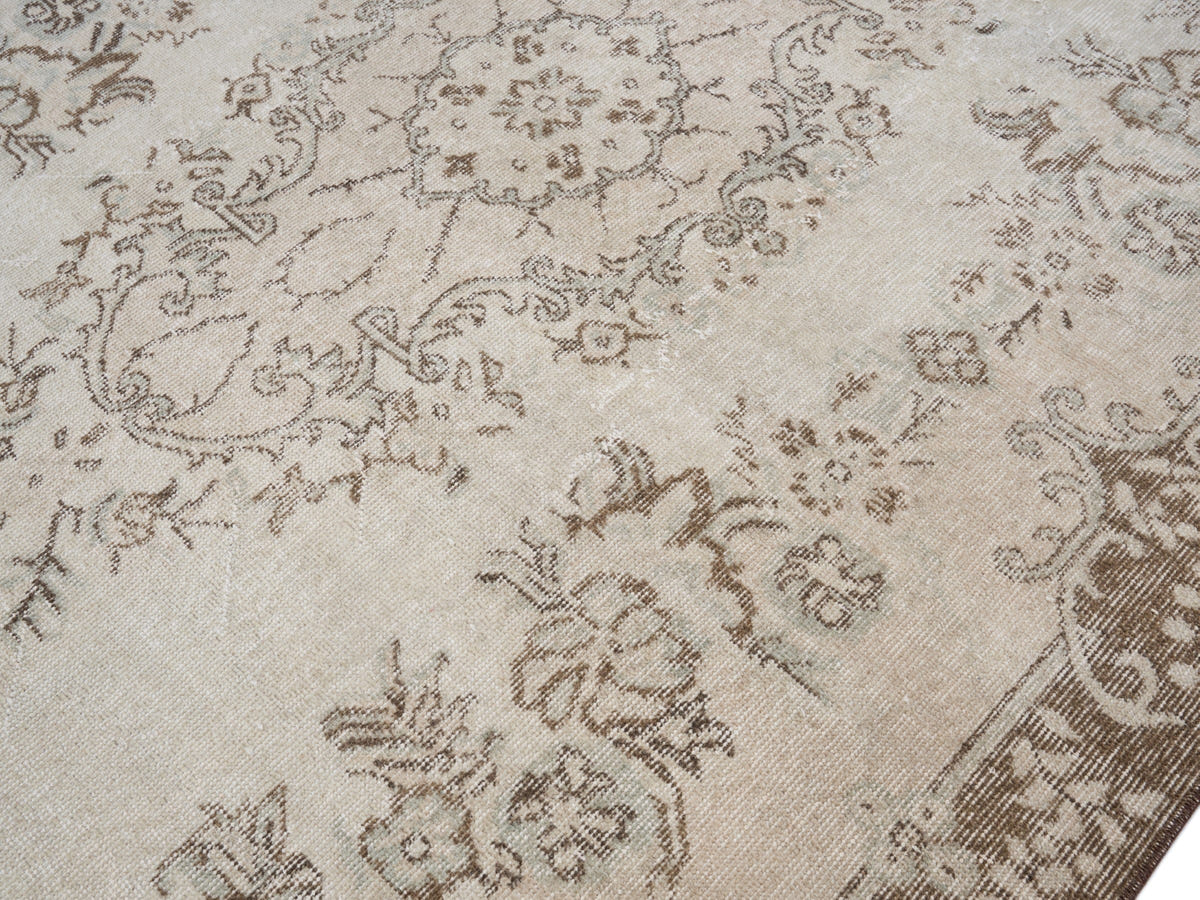8223, Turkish Isparta Area Rug