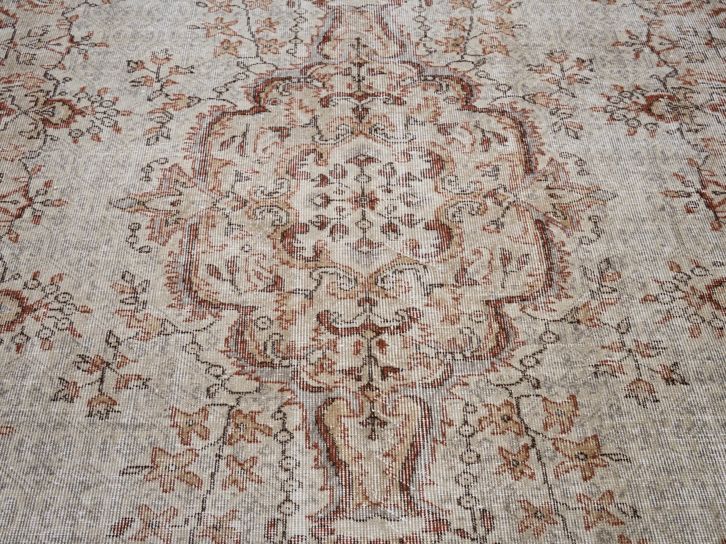 Turkish Isparta area rug in cream and terracotta, view 4 of 10