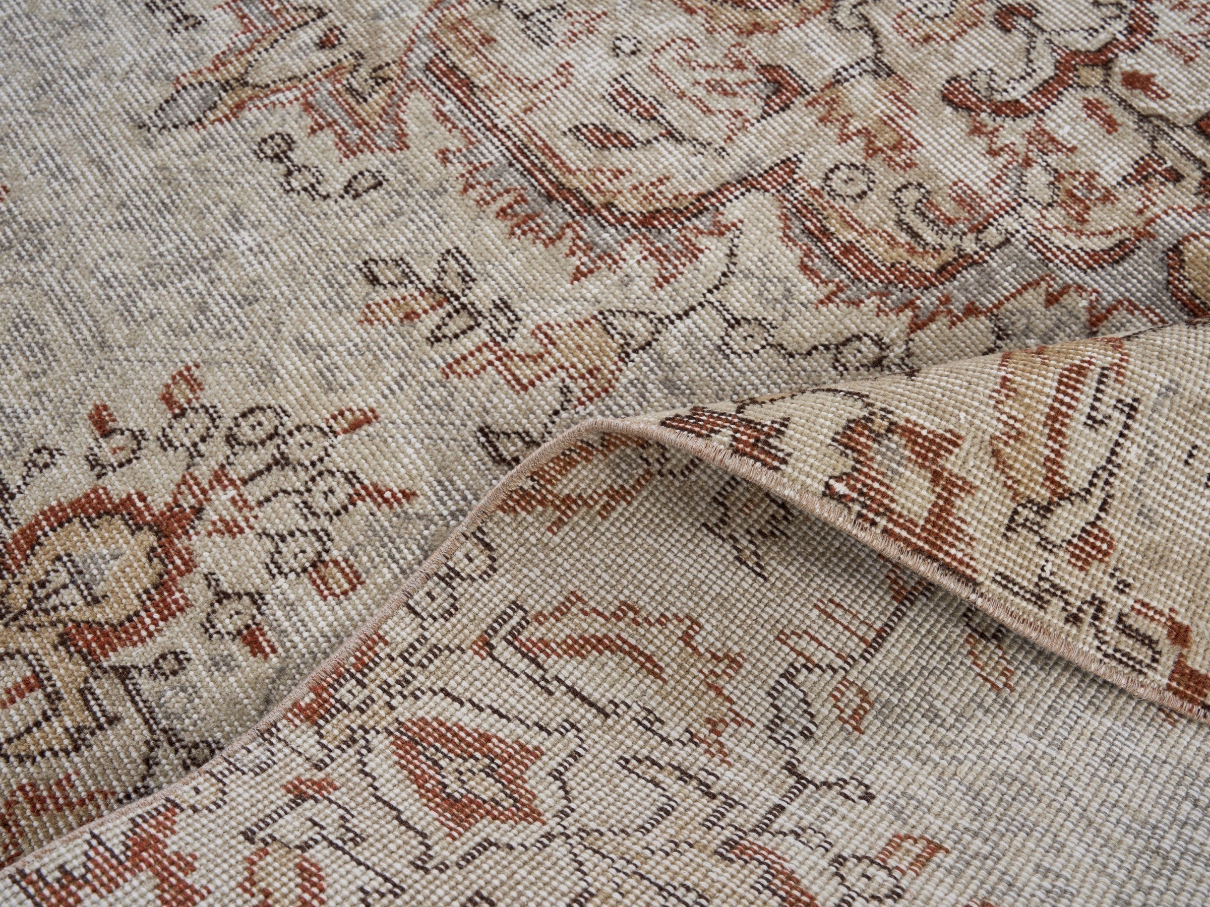 Turkish Isparta area rug in cream and terracotta, view 9 of 10