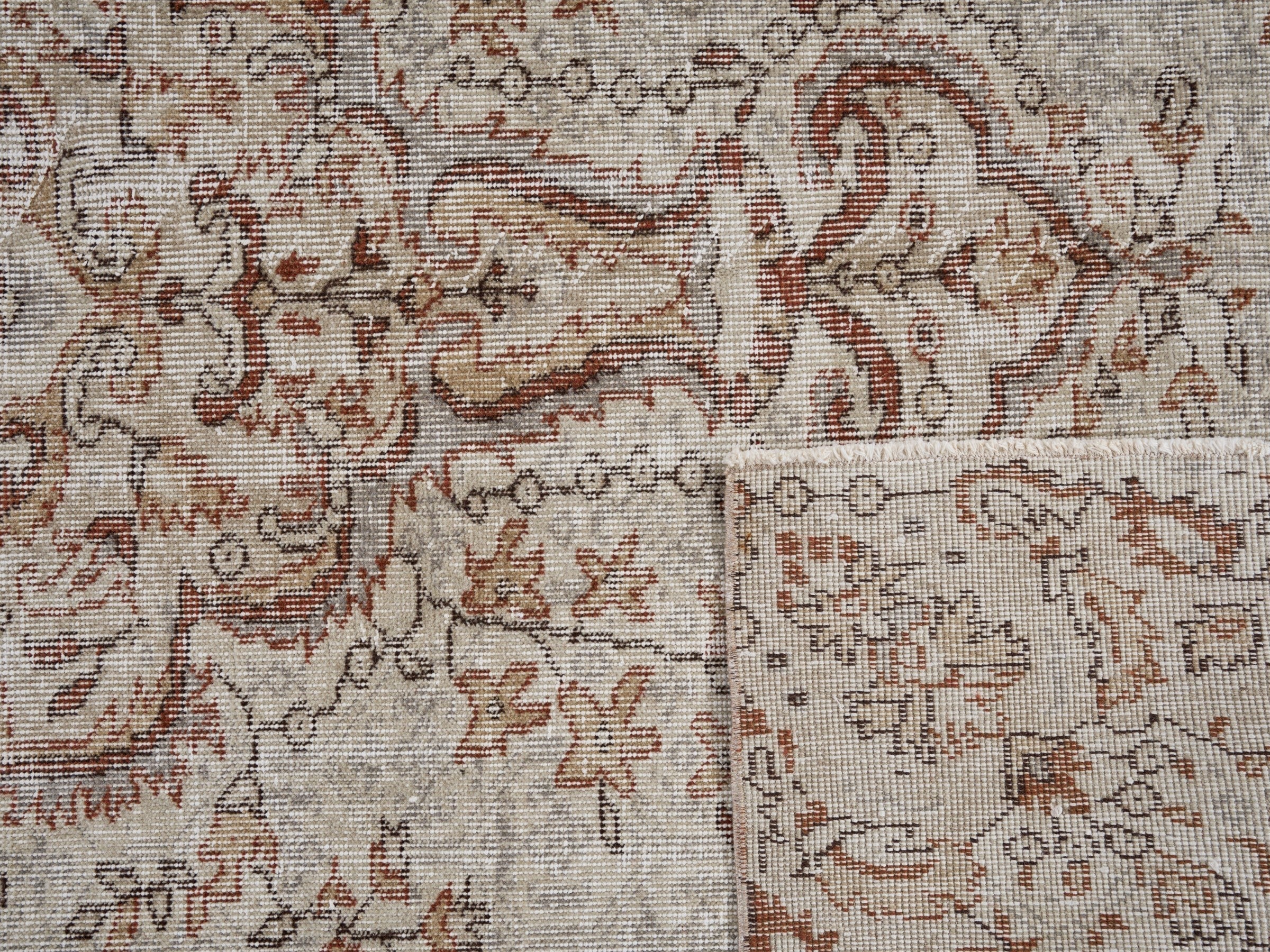 Turkish Isparta area rug in cream and terracotta, view 10 of 10
