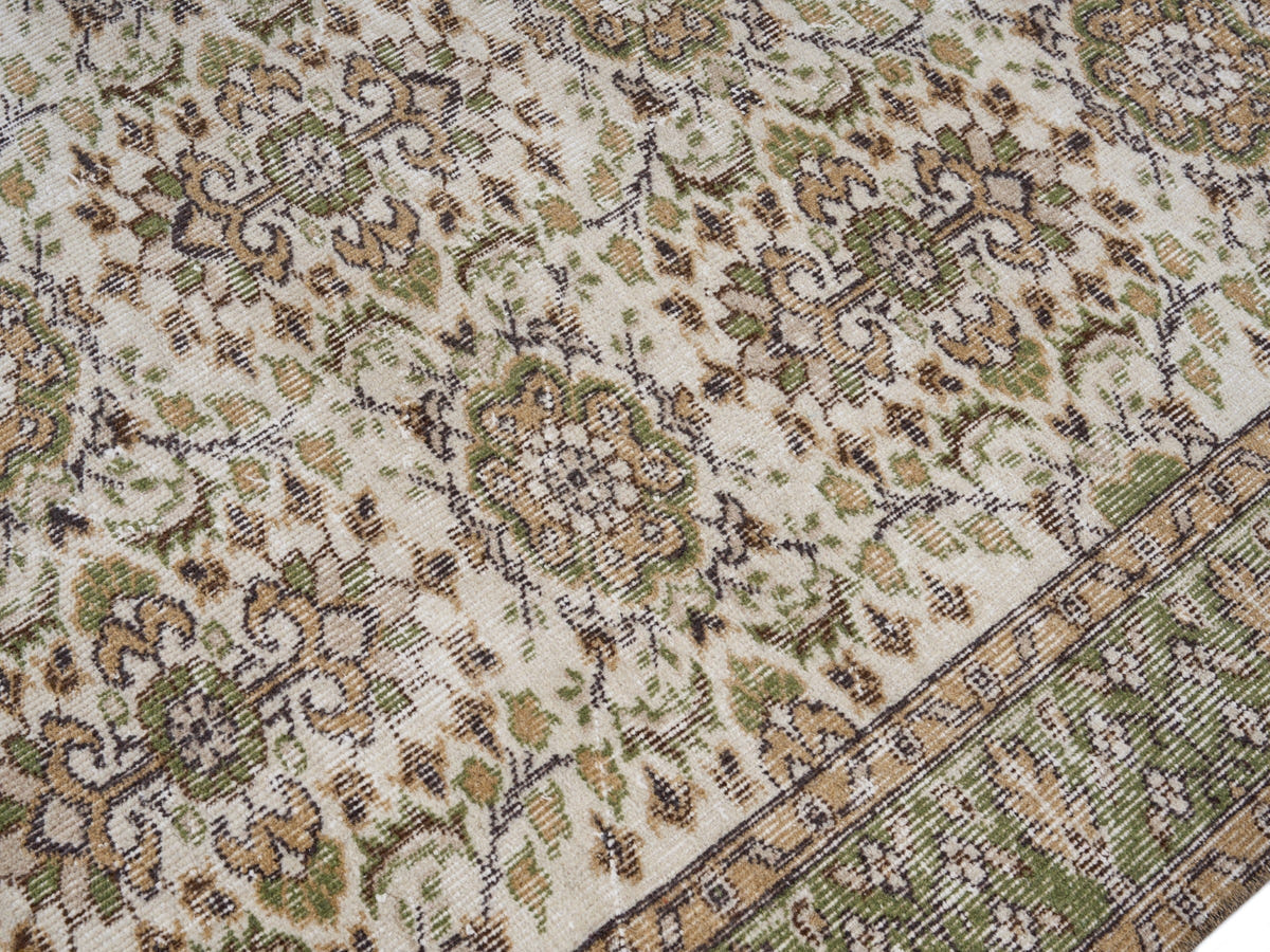 8058, Turkish Isparta Area Rug