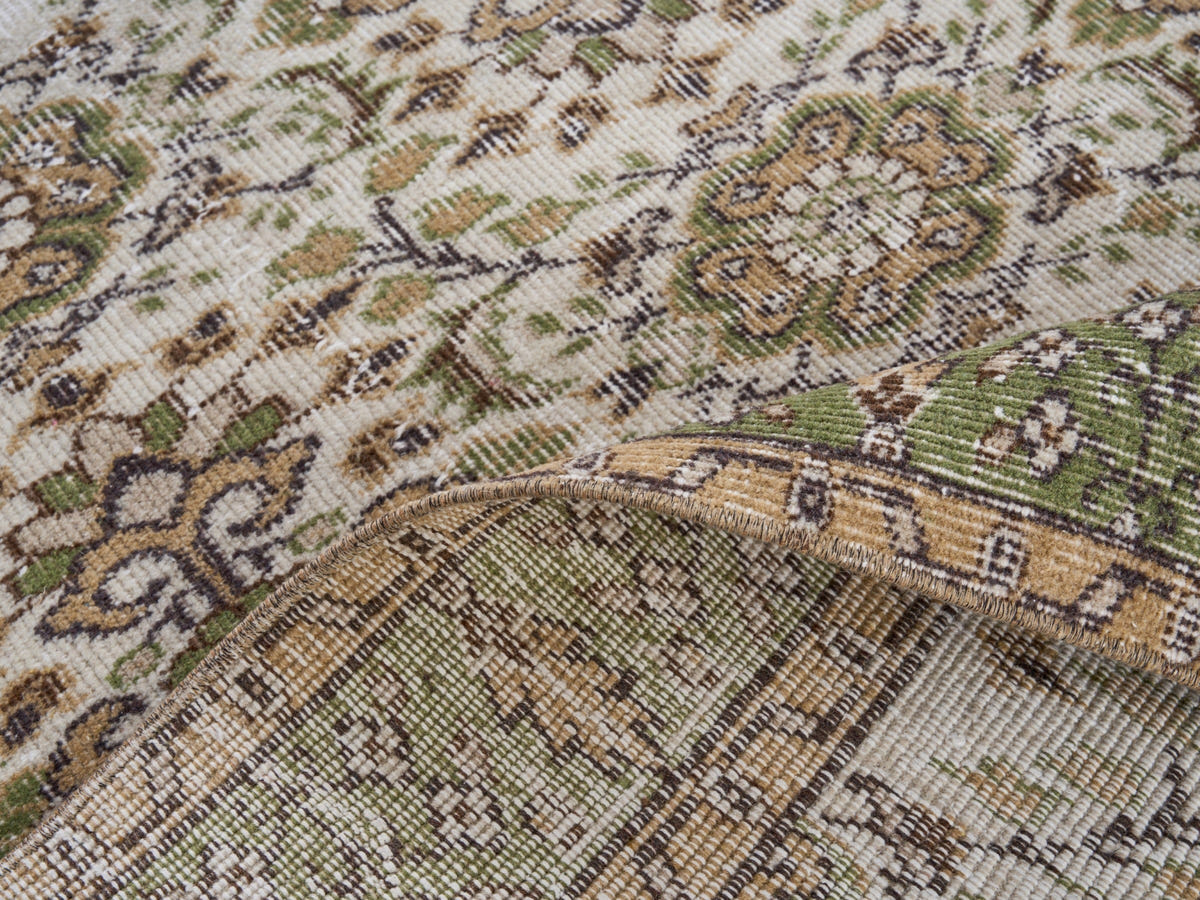 8058, Turkish Isparta Area Rug